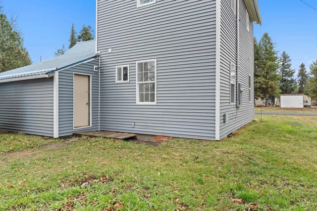 $235,000 | 303 Chestnut Street, Farmington, WA 99128