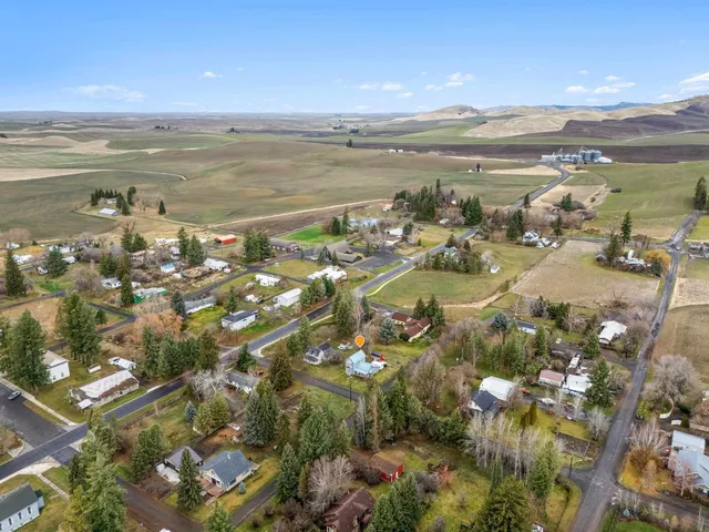 $235,000 | 303 Chestnut Street, Farmington, WA 99128