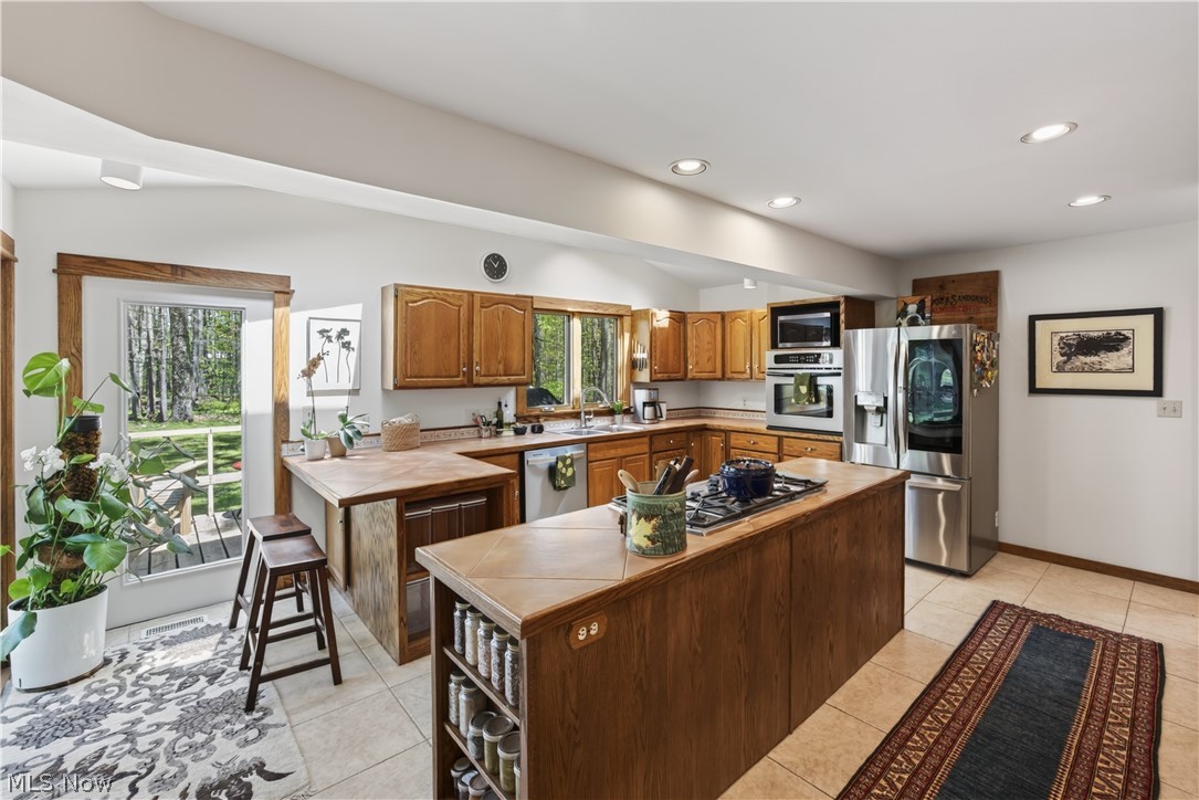 31599 Fairview Road Chagrin Falls, OH 44022 - Photo 15 of 50 The spacious, light and bright Kitchen with garden views