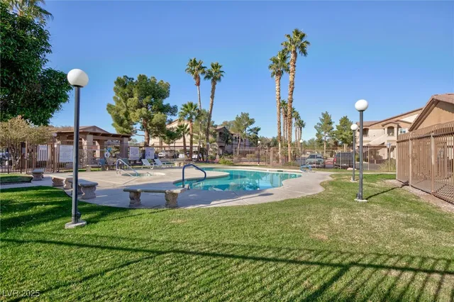 $159,900 | 5751 East Hacienda Avenue, Unit 115, Las Vegas, NV 89122
