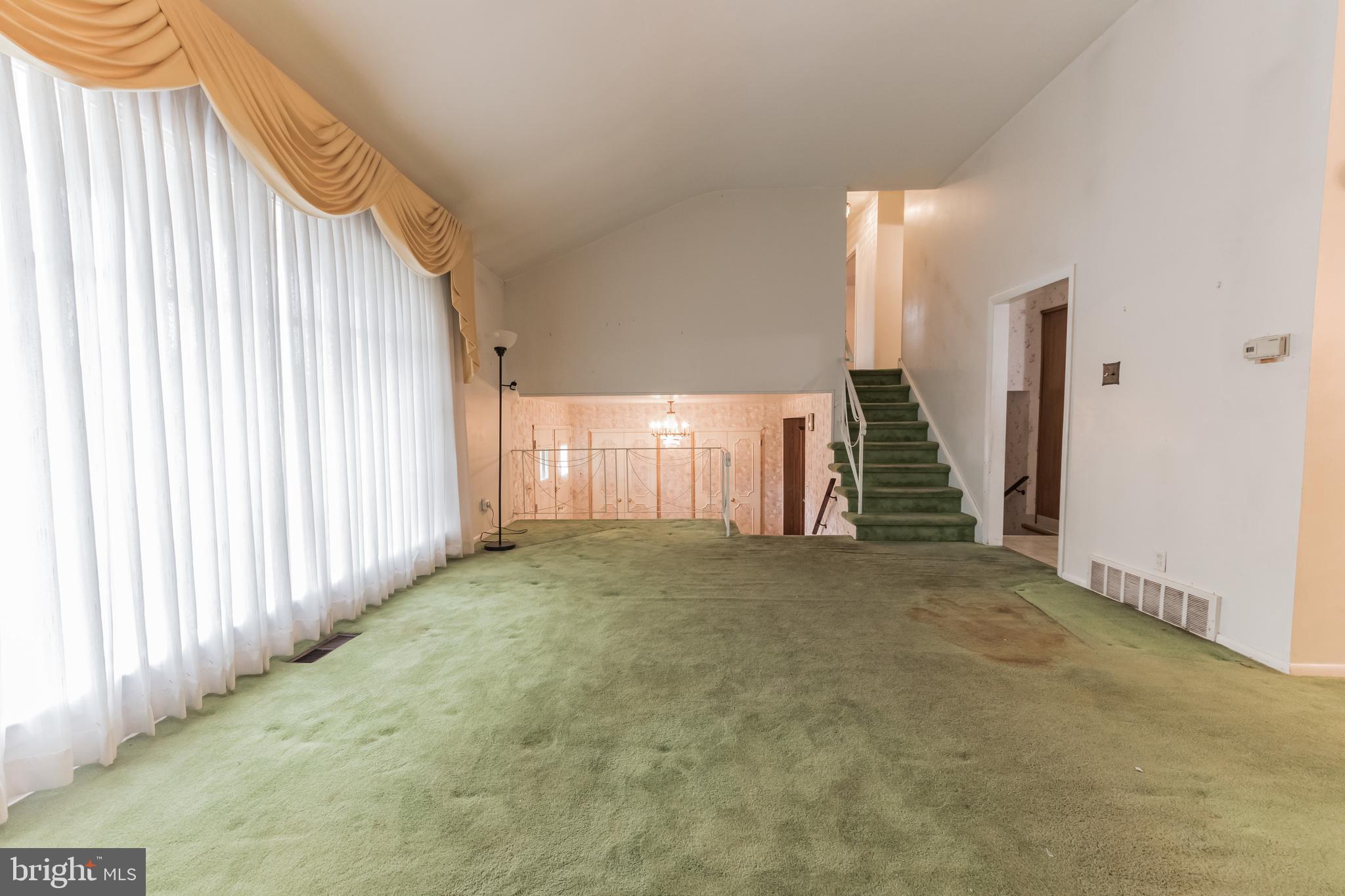 519 Welsh Road Philadelphia, PA 19115 - Photo 4 of 30