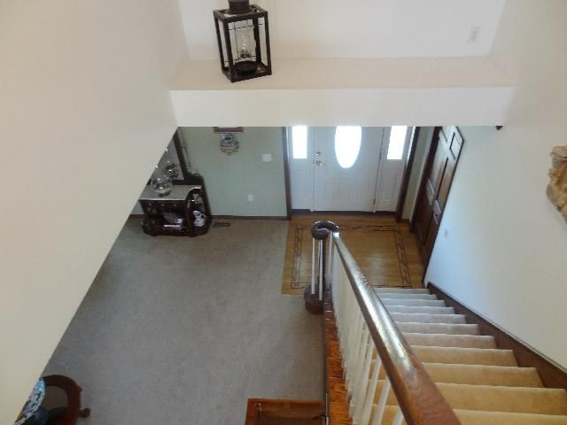 13939 Kimball Road Allenton, MI 48002 - Photo 26 of 30 stairs down to entry