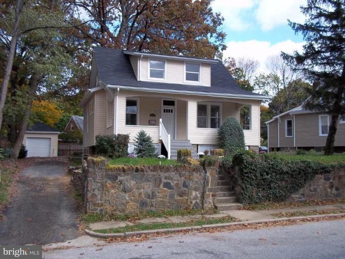 653 Orpington Road Baltimore, MD 21229 - Photo 1 of 14 Exterior (Main)
