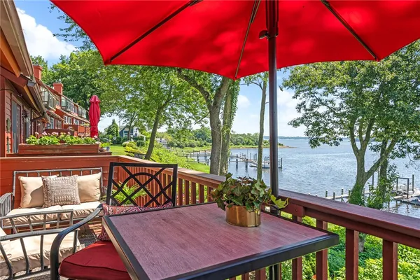 $4,200 | 40 Oak Grove Street, Unit 1, Warwick, RI 02818