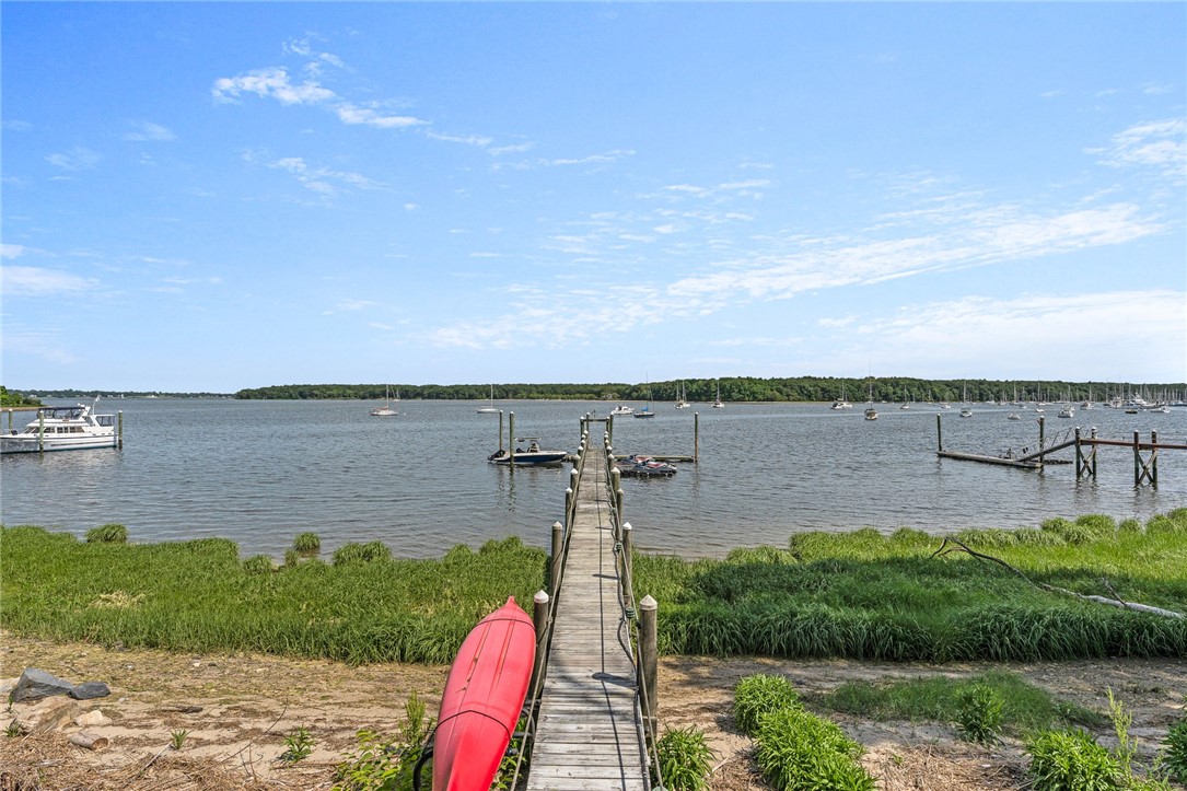 40 Oak Grove Street, Unit 1 Warwick, RI 02818 - Photo 10 of 36