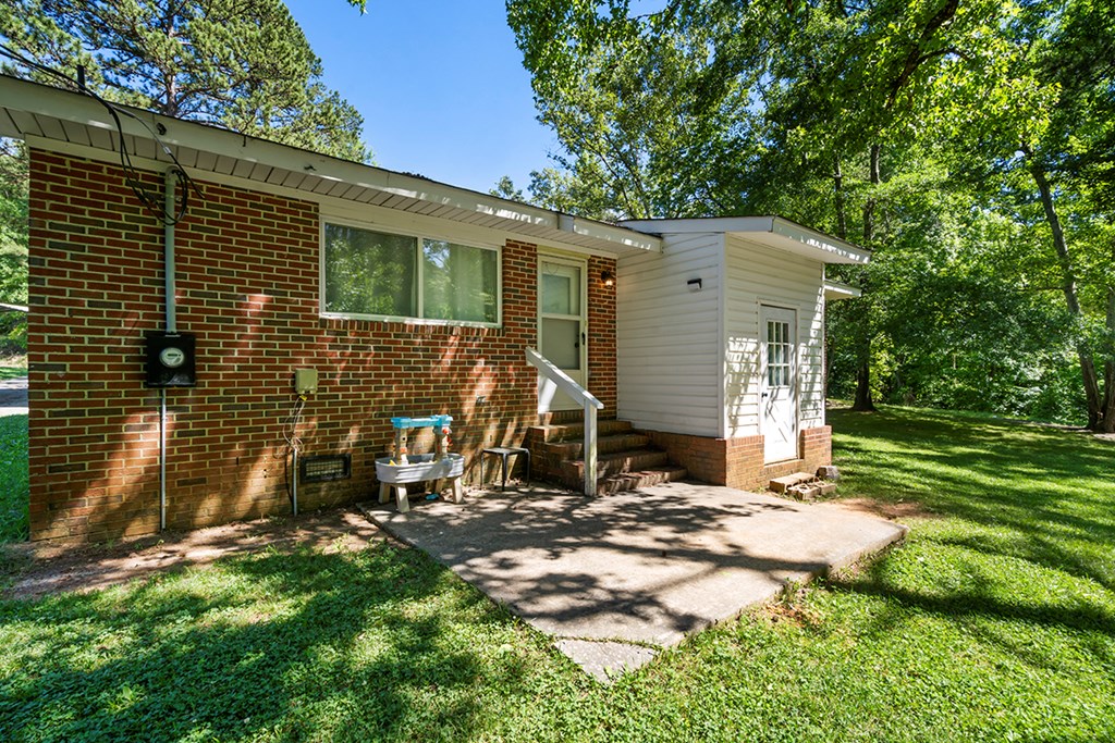 80 Audubon Road Ware Shoals, SC 29692 - Photo 12 of 14