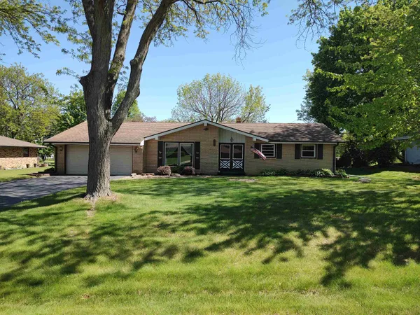 $299,000 | 8739 Belvoir Drive, Belvidere, IL 61008