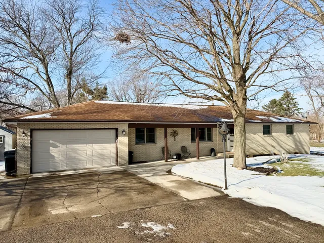 $240,000 | 1011 Parks Lane, Ottawa, IL 61350
