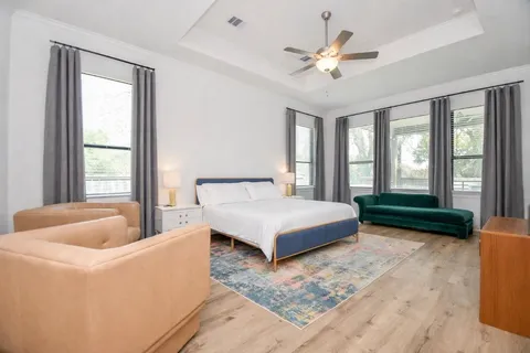 $1,399,000 | 5315 Jason Street, Houston, TX 77096