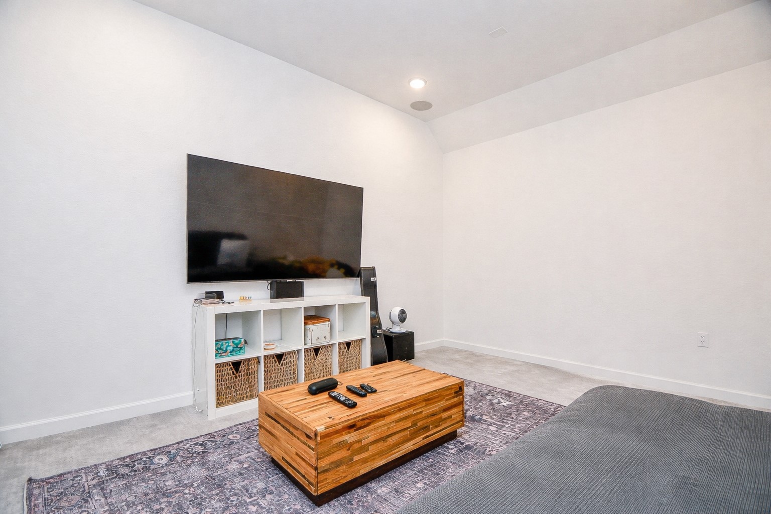 5315 Jason Street Houston, TX 77096 - Photo 27 of 39 Here's the kind of private media and relaxing space on the 2nd level that family and guests will love. Perfect for a man cave or gaming room.