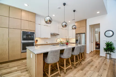 $1,399,000 | 5315 Jason Street, Houston, TX 77096