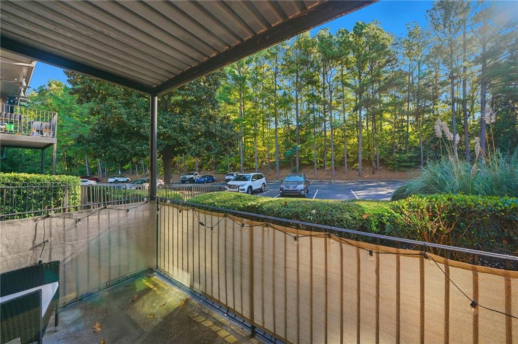 6851 Roswell Road, Unit H29 Atlanta, GA 30328 - Photo 26 of 50 a view of a street from a balcony