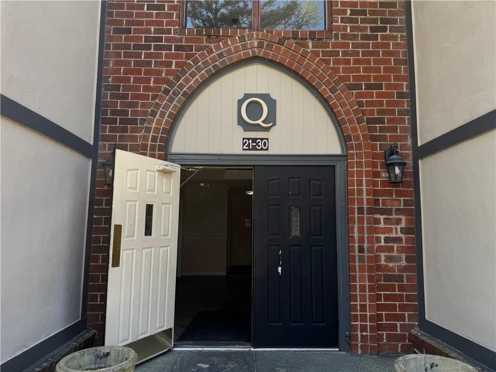 6851 Roswell Road, Unit H29 Atlanta, GA 30328 - Photo 46 of 50 a view of entrance