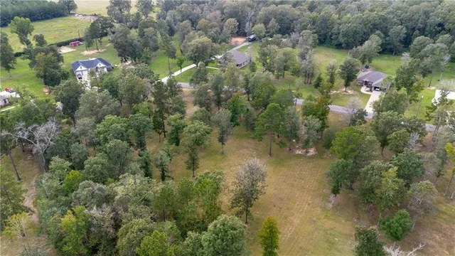 $39,900 | 750 Sunrise Drive, Deville, LA 71328