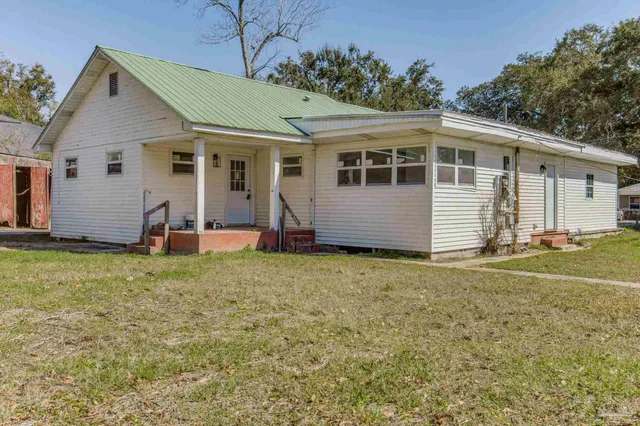 $1,750 | 8351 Dudley Avenue, Pensacola, FL 32534