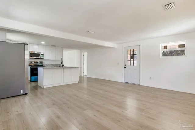 $1,750 | 8351 Dudley Avenue, Pensacola, FL 32534