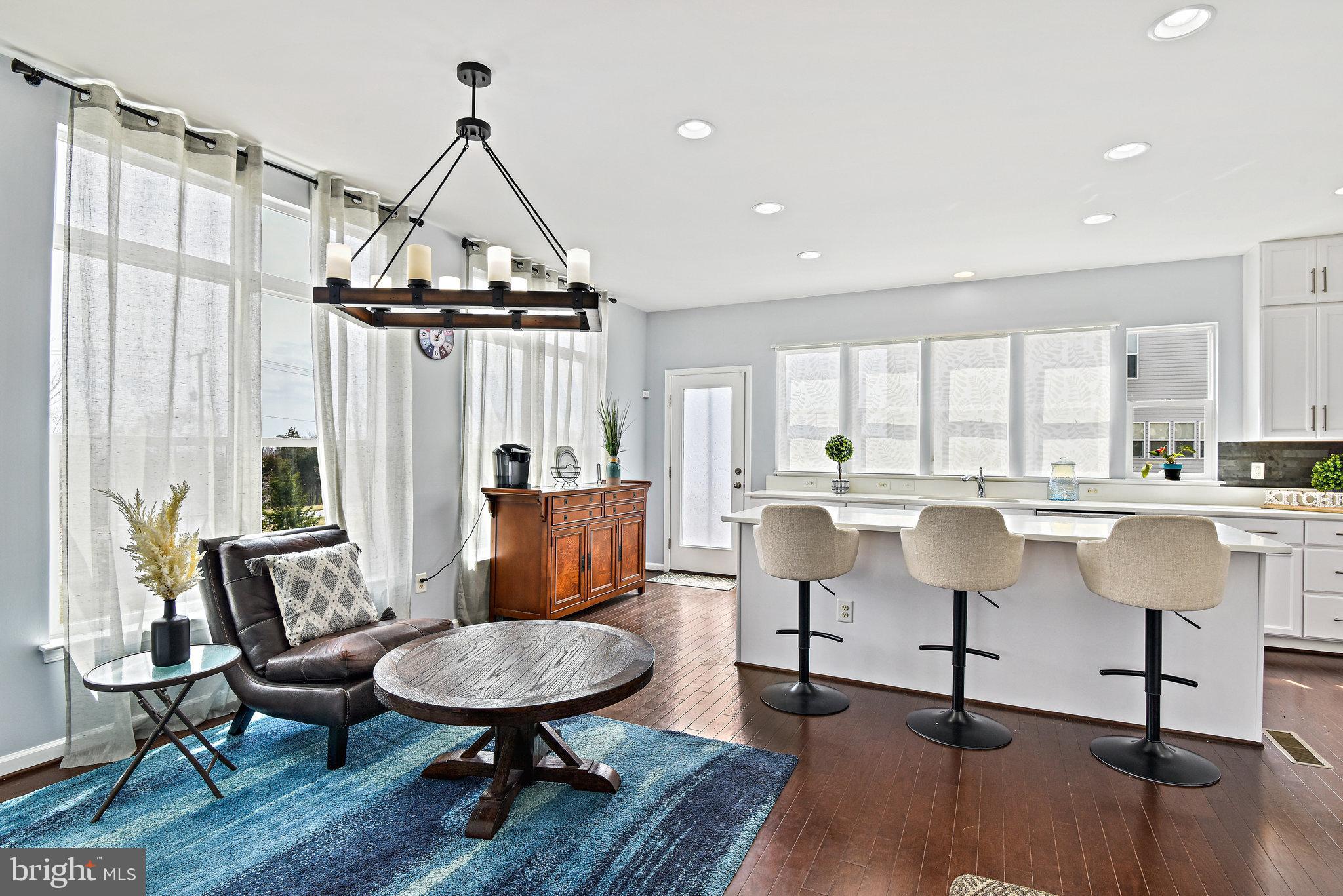 42657 Aden Terrace Ashburn, VA 20148 - Photo 18 of 37 Dining Area