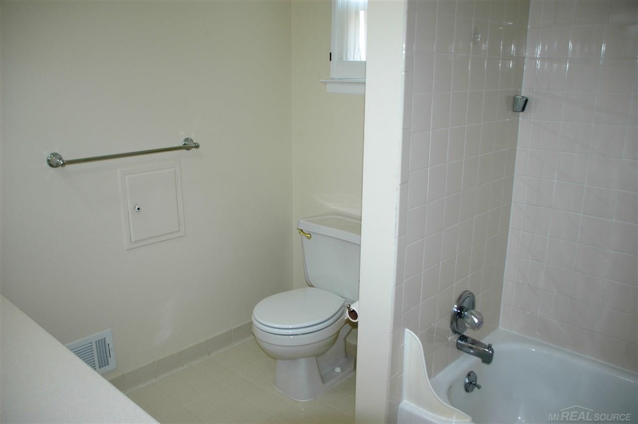 2171 Highsplint Drive Rochester Hills, MI 48307 - Photo 24 of 28