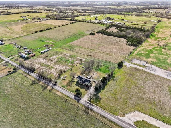 $600,000 | 9421 County Road 626, Blue Ridge, TX 75424