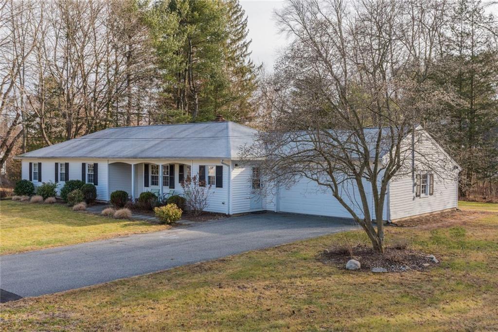 7 Pratt Street Chester, CT 06412 - Photo 1 of 1 Front of house