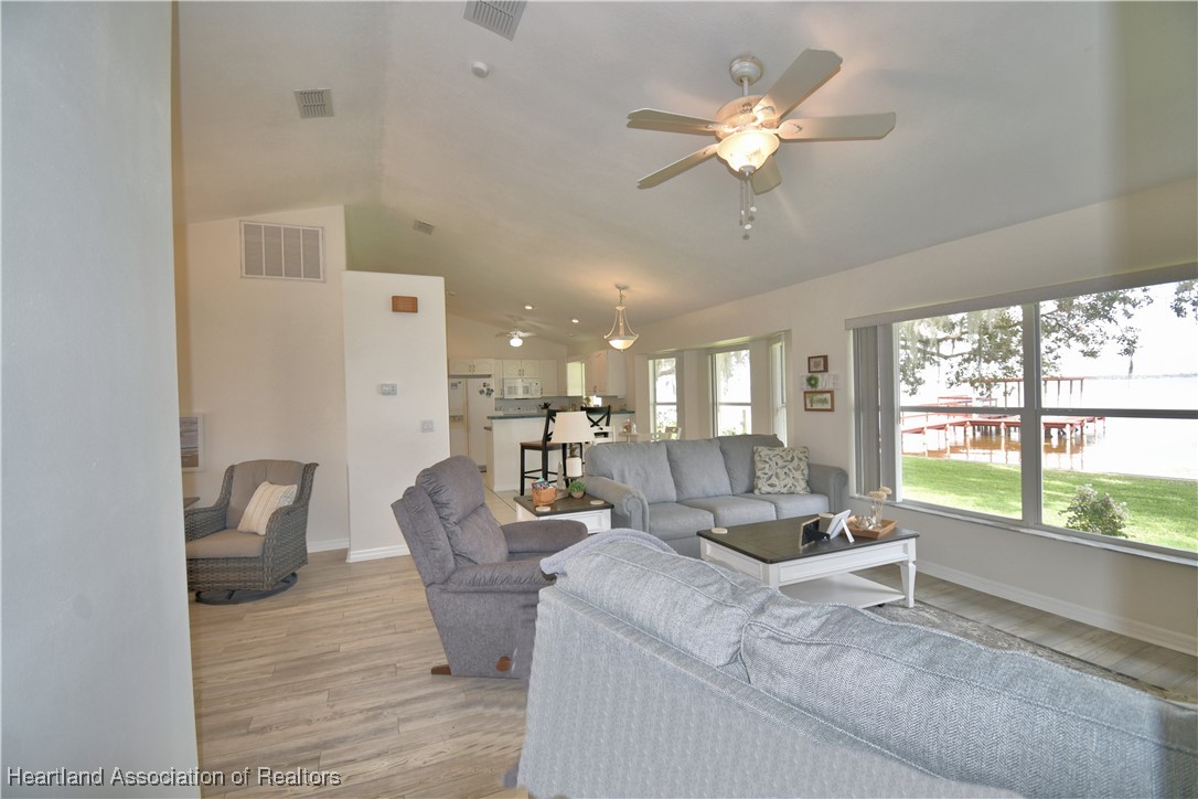 1301 South Lake Reedy Boulevard Frostproof, FL 33843 - Photo 16 of 50