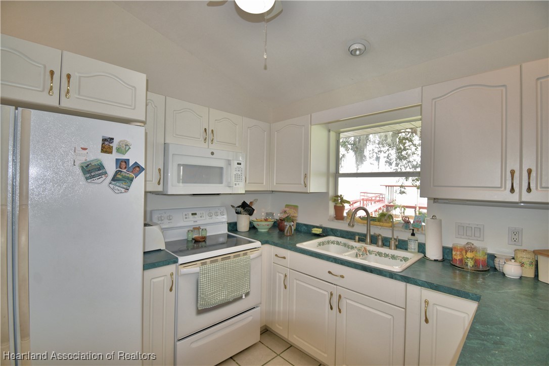1301 South Lake Reedy Boulevard Frostproof, FL 33843 - Photo 7 of 50