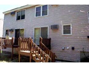 331 Circle Road, Unit 331 Manchester, NH 03103 - Photo 3 of 4