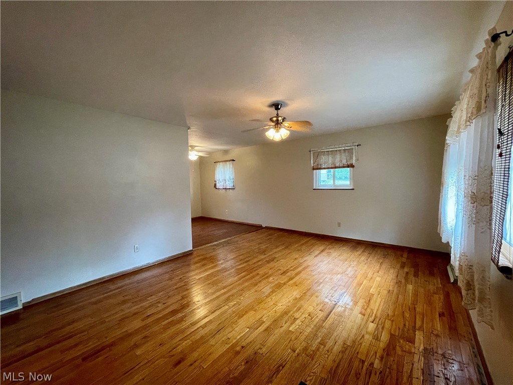 1580 Norledge Road Akron, OH 44305 - Photo 2 of 46 Gallery Image 2