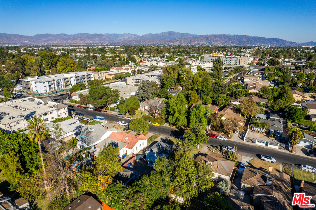 6327 Ranchito Avenue Valley Glen, CA 91401 - Photo 46 of 46 a view of city and mountain