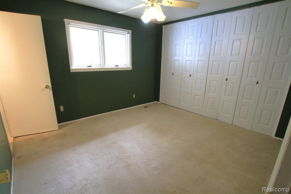 320 Holland Road Flushing, MI 48433 - Photo 17 of 25