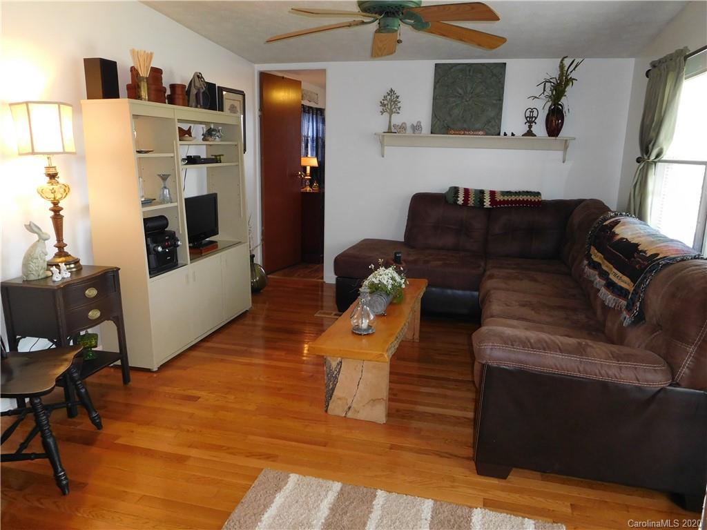 2231 Conley Road Morganton, NC 28655 - Photo 3 of 17 Gallery Image 3