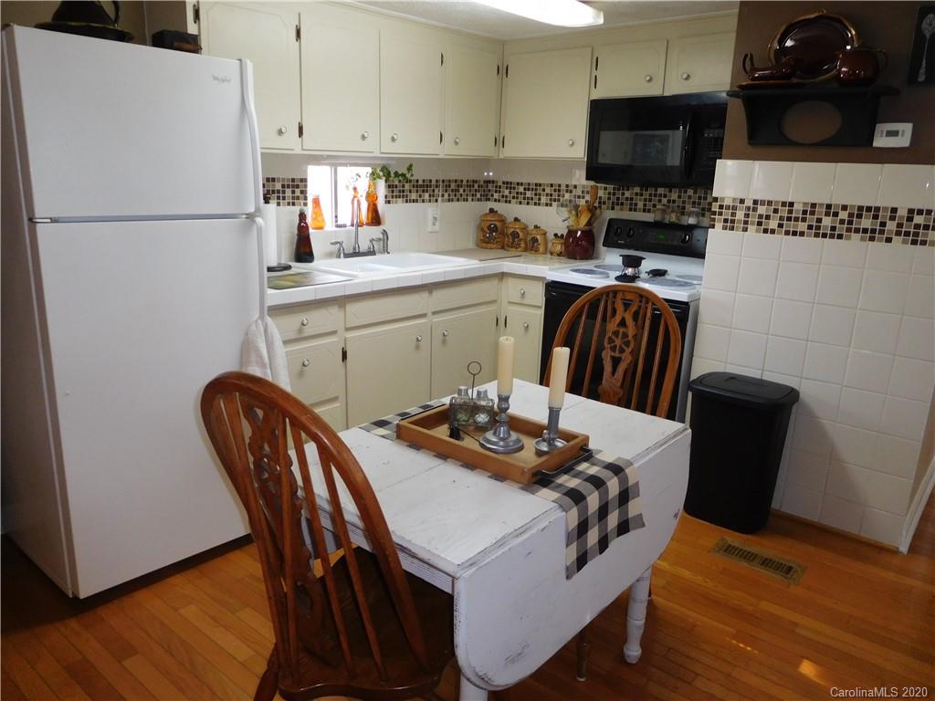 2231 Conley Road Morganton, NC 28655 - Photo 6 of 17 Gallery Image 6