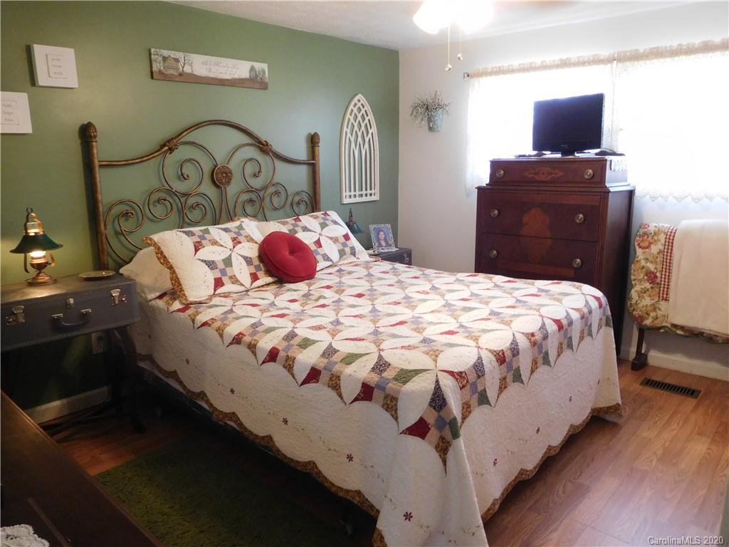 2231 Conley Road Morganton, NC 28655 - Photo 8 of 17 Gallery Image 8