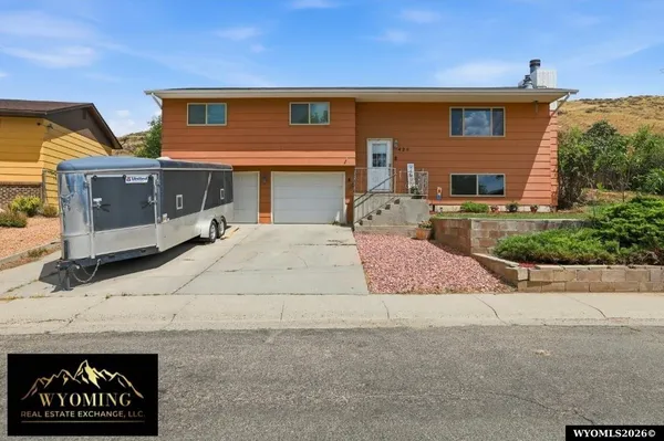 $327,000 | 429 Oleander Street, Casper, WY 82604