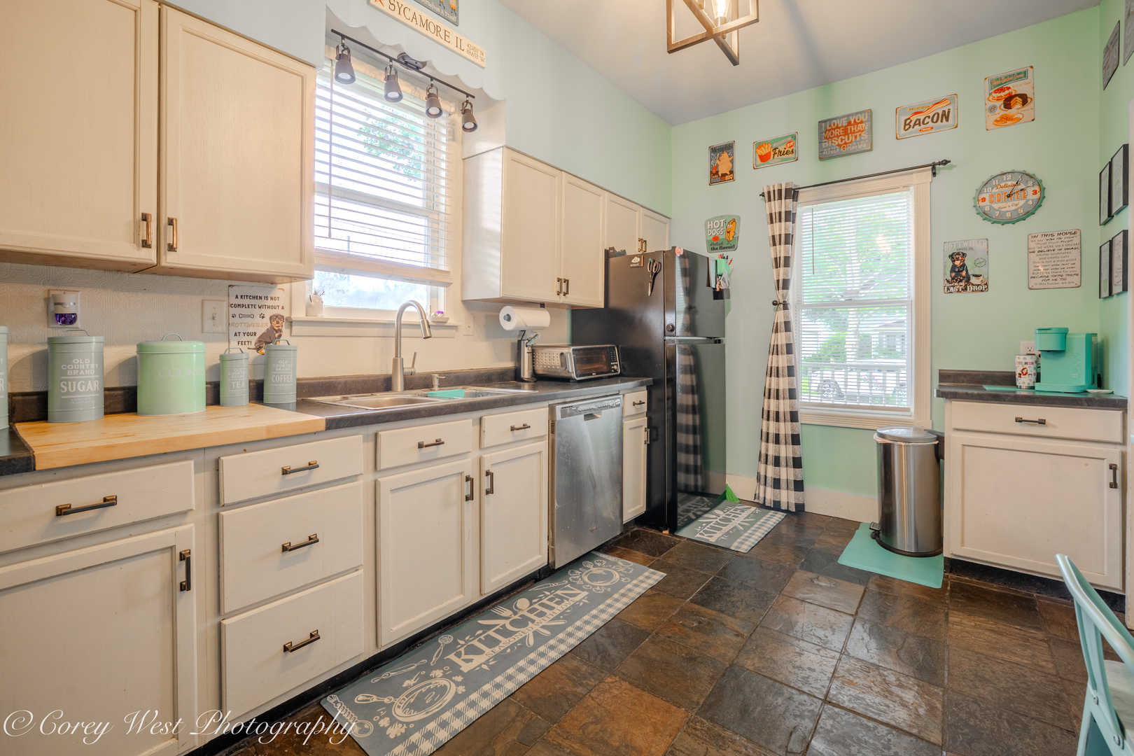 320 East High Street Sycamore, IL 60178 - Photo 43 of 45