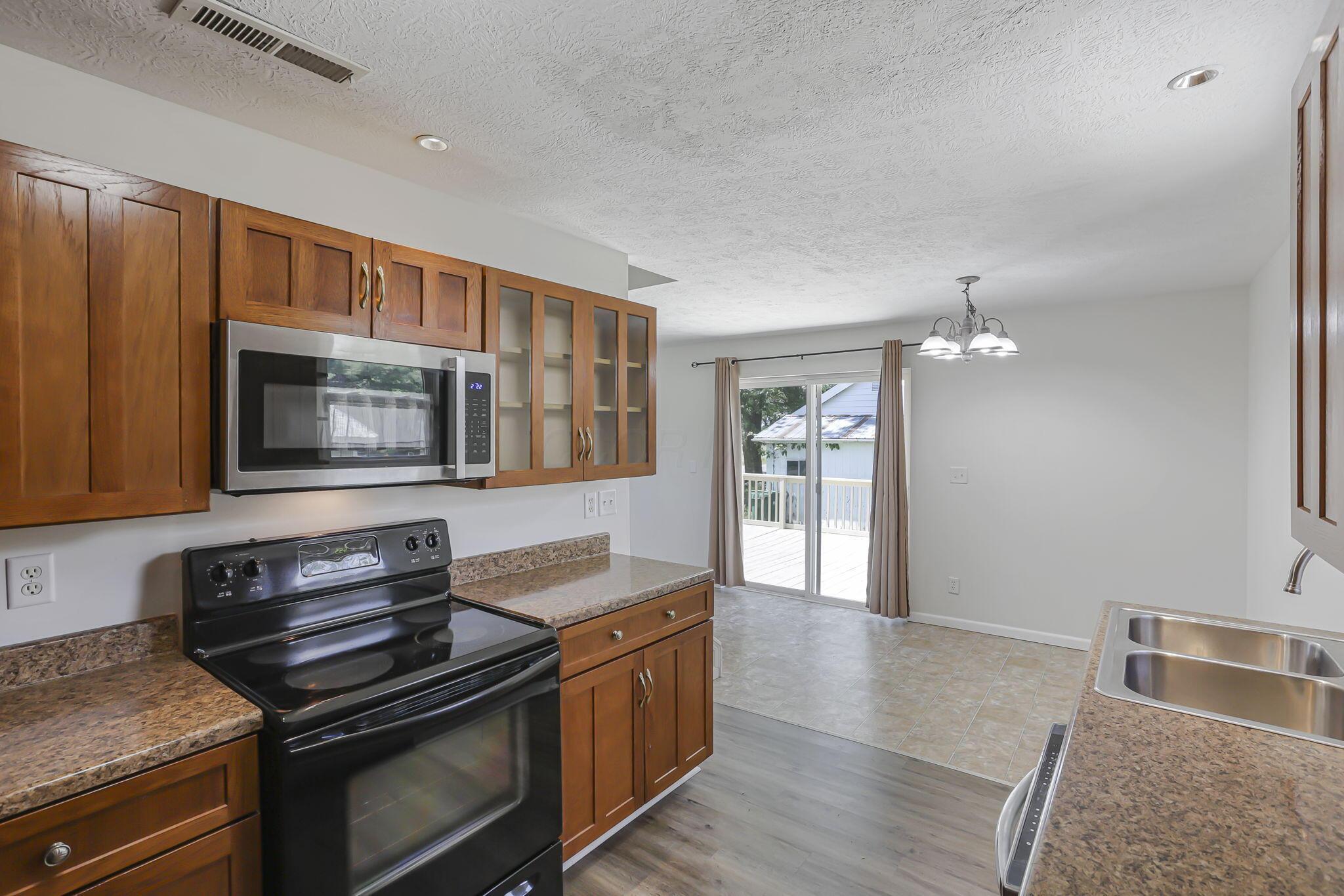 8055 Lock Road Centerburg, OH 43011 - Photo 16 of 47