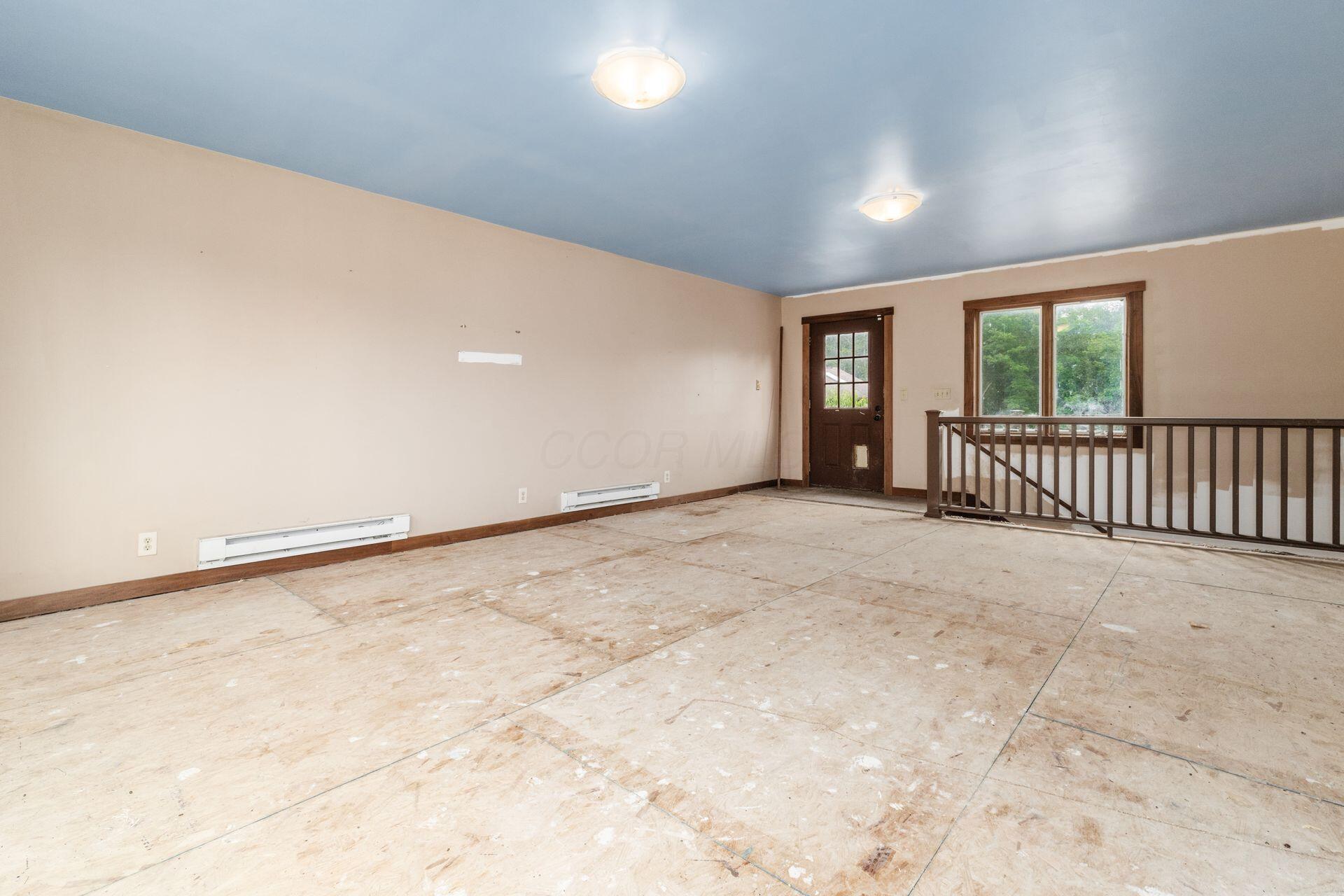 422 Debord Road Waverly, OH 45690 - Photo 46 of 57 Office