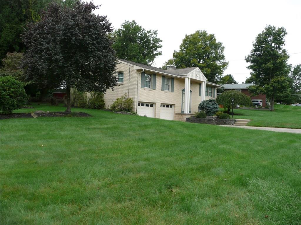 234 Lytton Road Coraopolis, PA 15108 - Photo 19 of 20 SIDE VIEW OF HOUSE