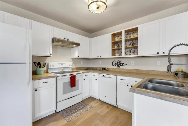 $259,000 | 11212 East 4th Avenue, Unit D, Spokane Valley, WA 99206