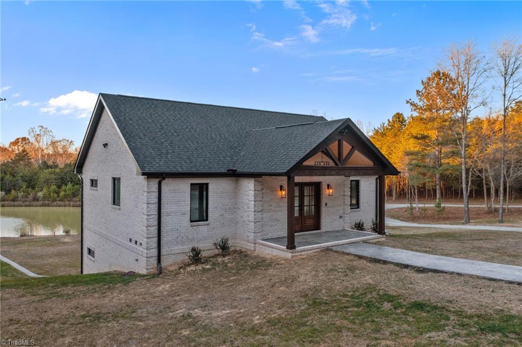 1750 Allen Jarrett Drive Mebane, NC 27302 - Photo 9 of 50