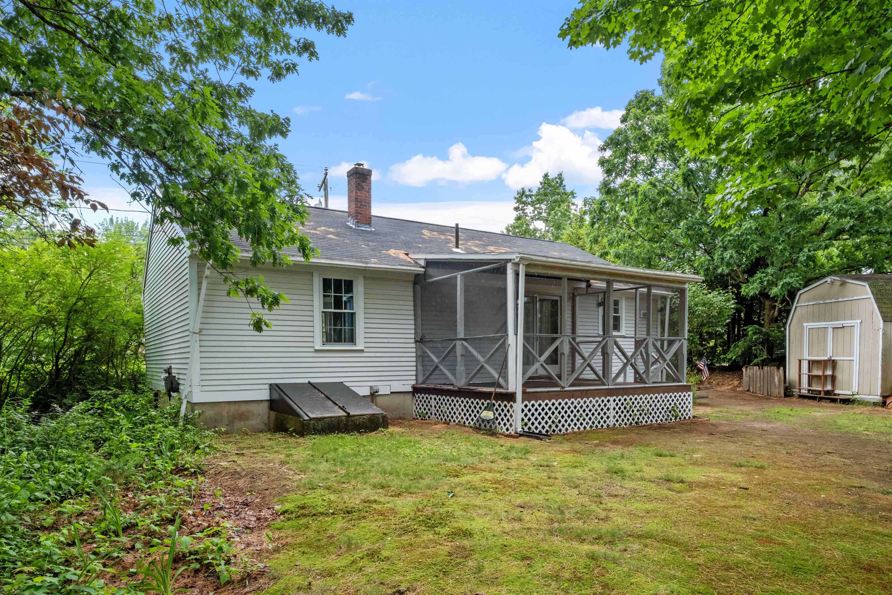 56 Webster Lake Road Franklin, NH 03235 - Photo 2 of 40