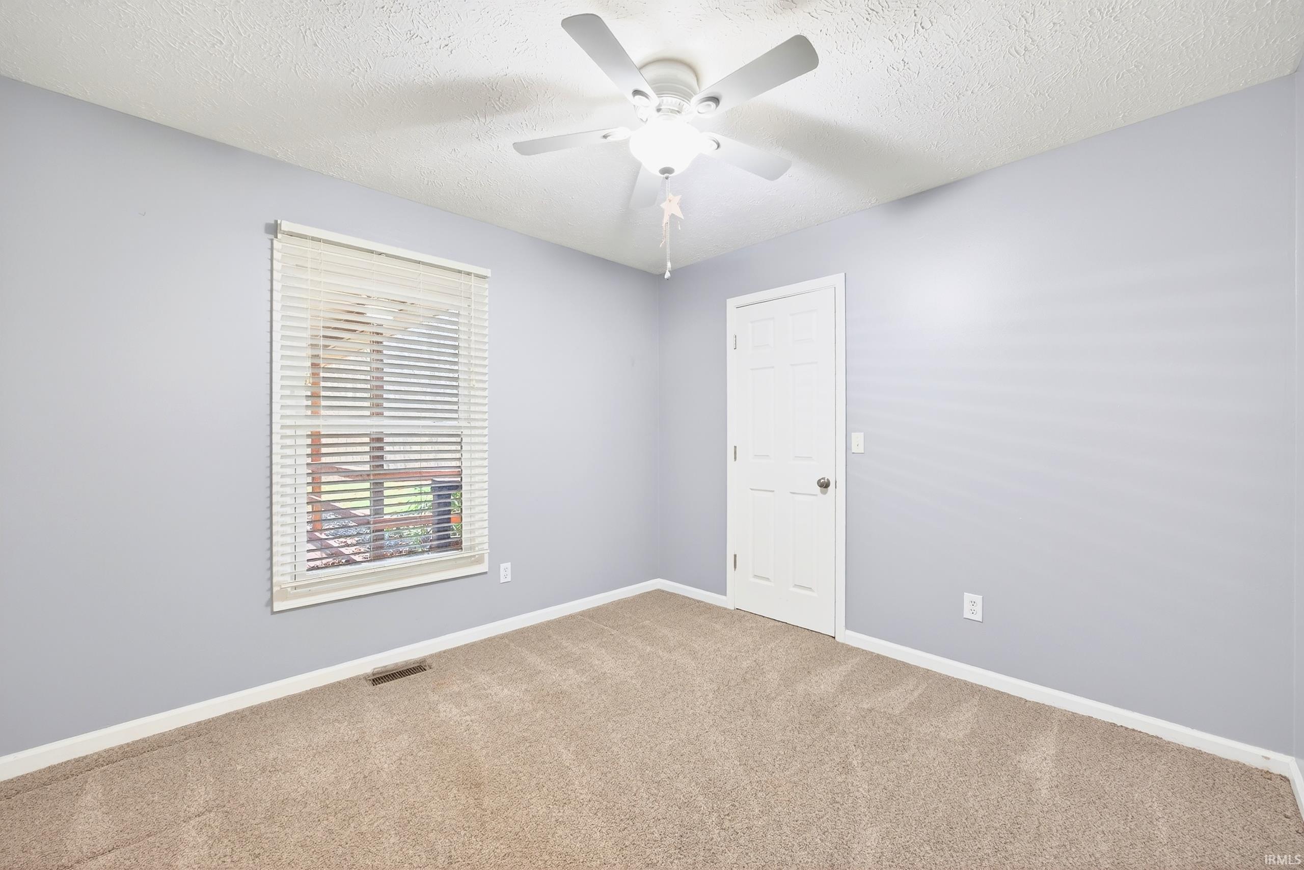 206 Woodcliff Way Bedford, IN 47421 - Photo 16 of 36