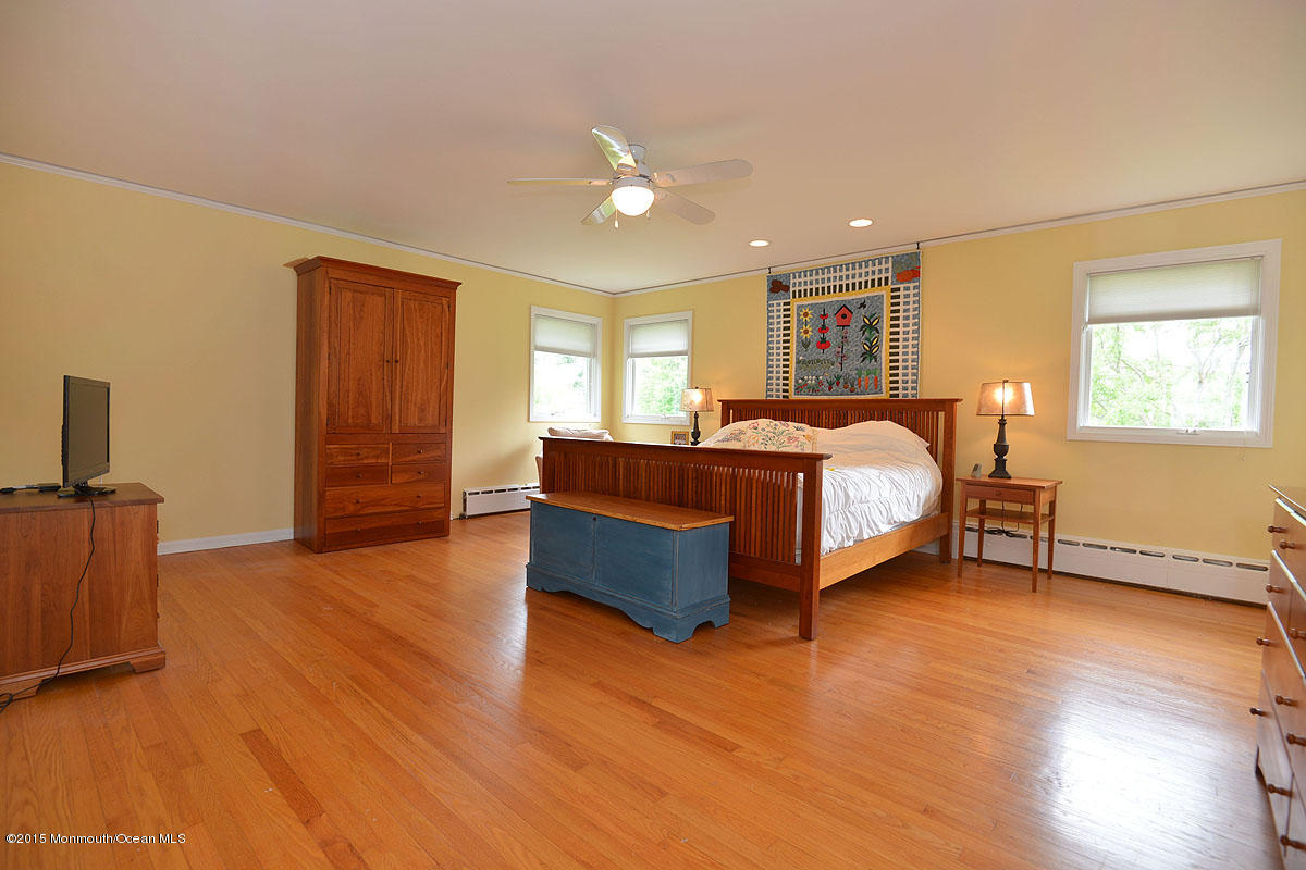 71 Seven Bridges Road Little Silver, NJ 07739 - Photo 8 of 23 MBR