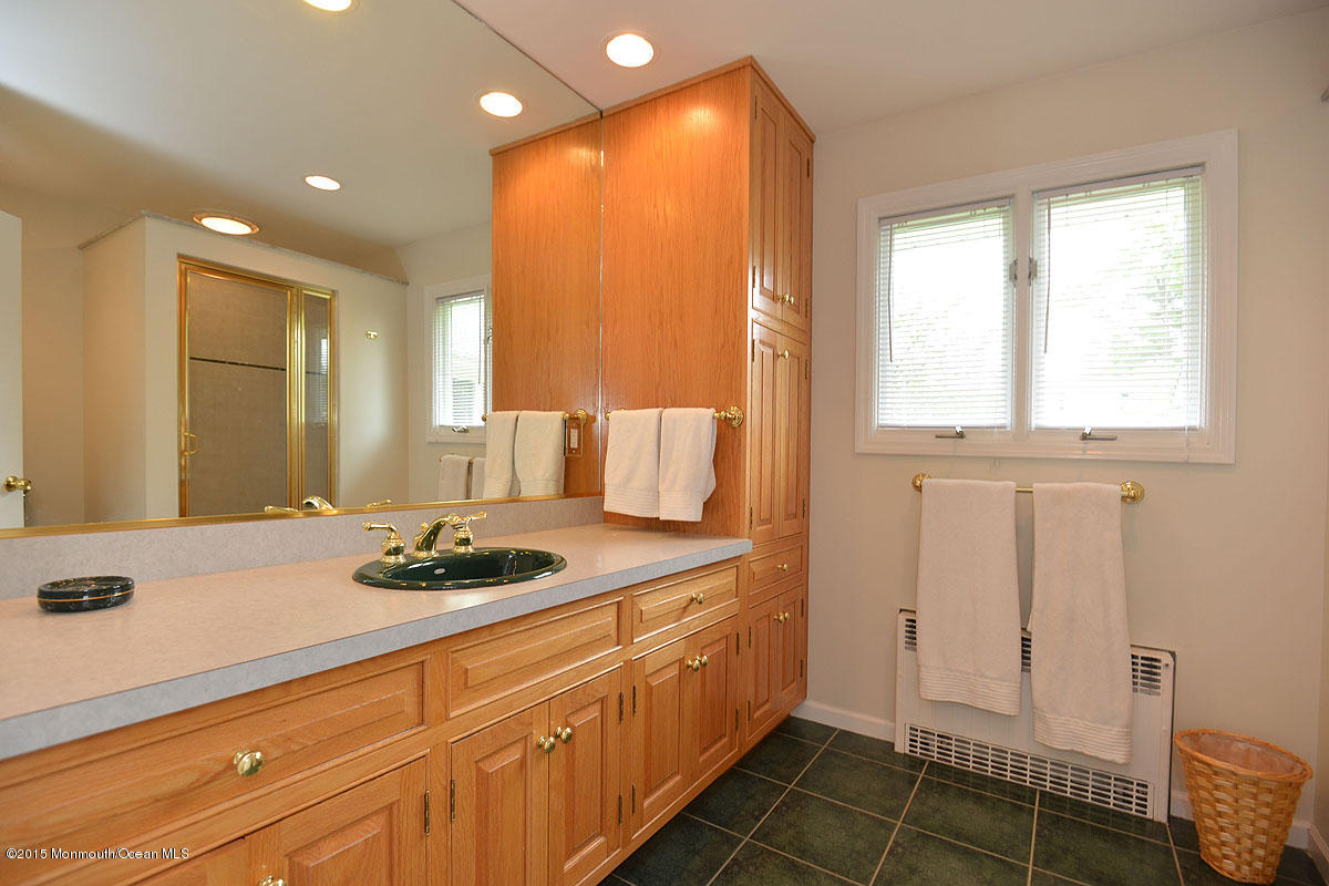 71 Seven Bridges Road Little Silver, NJ 07739 - Photo 9 of 23 BATH