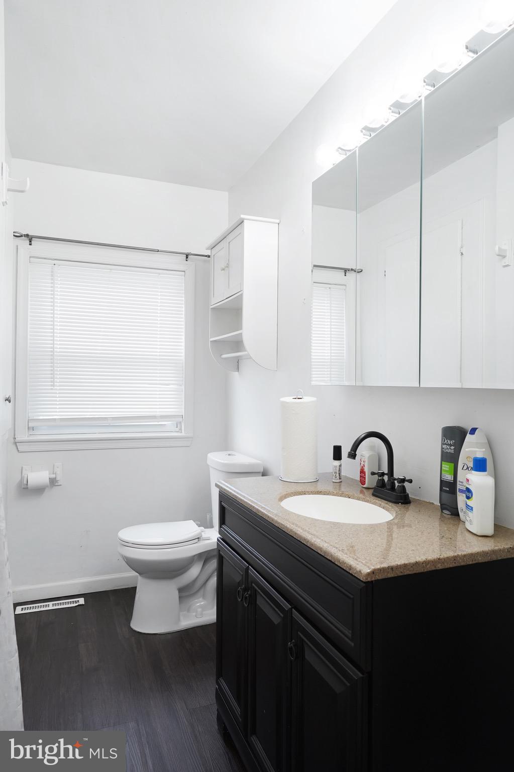215 West Beach Road Williamstown, NJ 08094 - Photo 12 of 28 Gallery Image 12