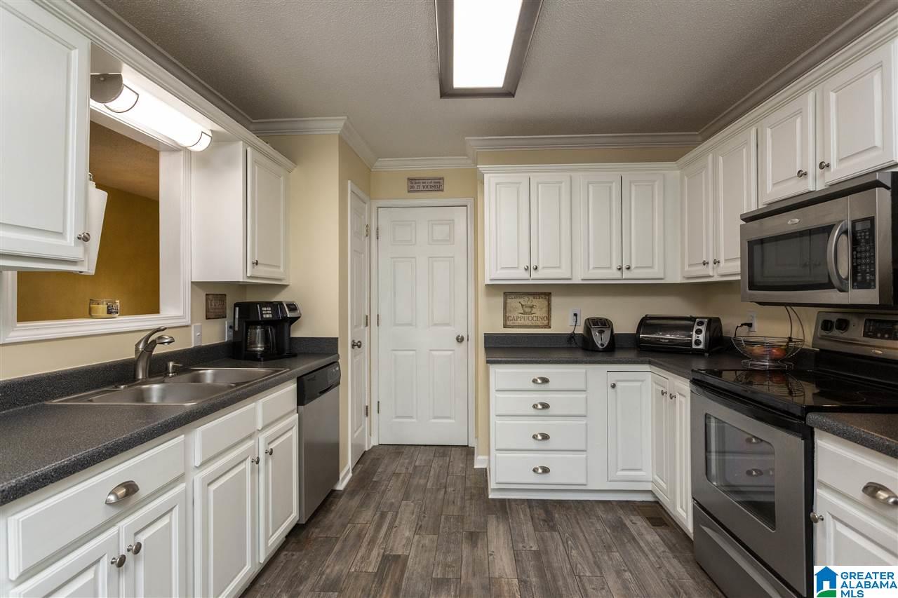 916 Arkadelphia Road Warrior, AL 35180 - Photo 11 of 49