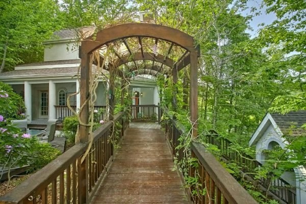 838 Ski Mountain Road Gatlinburg, TN 37738 - Photo 2 of 17