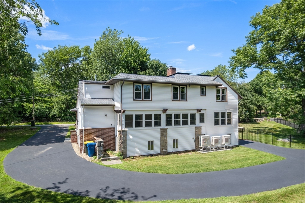 11 Scott Street Bellingham, MA 02019 - Photo 26 of 35