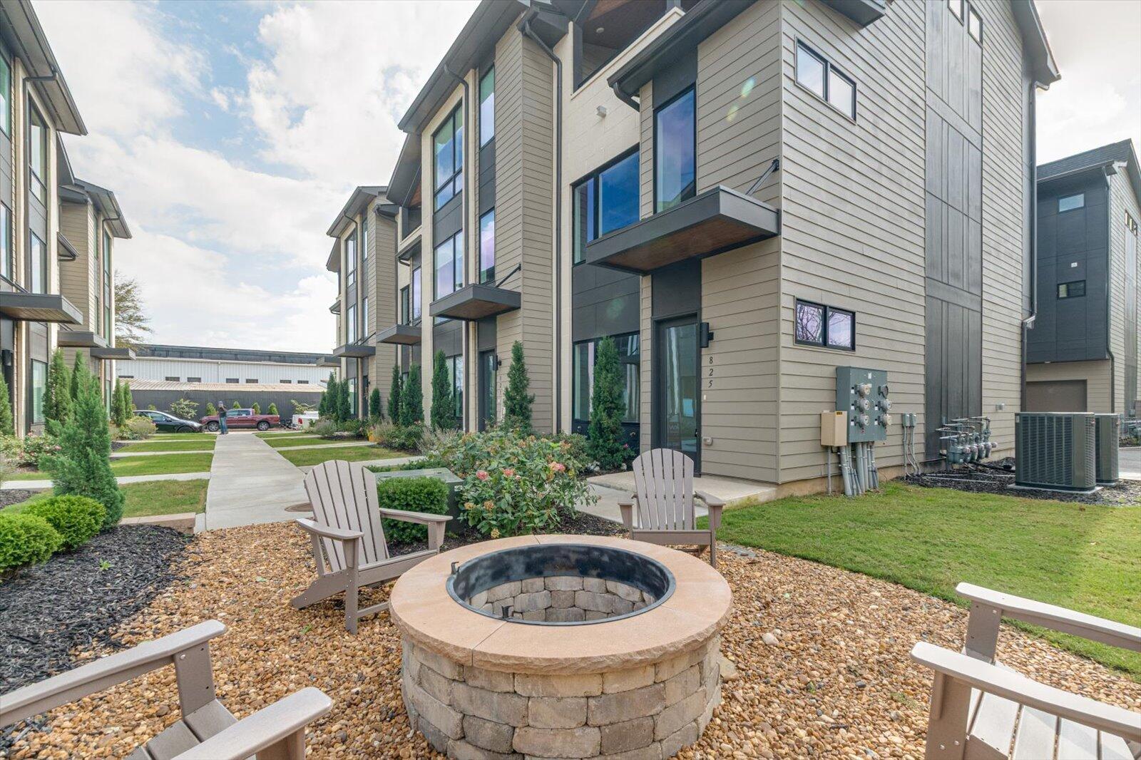 821 Burnside Place Chattanooga, TN 37408 - Photo 12 of 12 06-821 Burnside-6s