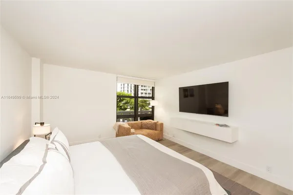 $7,500 | 1111 Crandon Boulevard, Unit A306, Key Biscayne, FL 33149